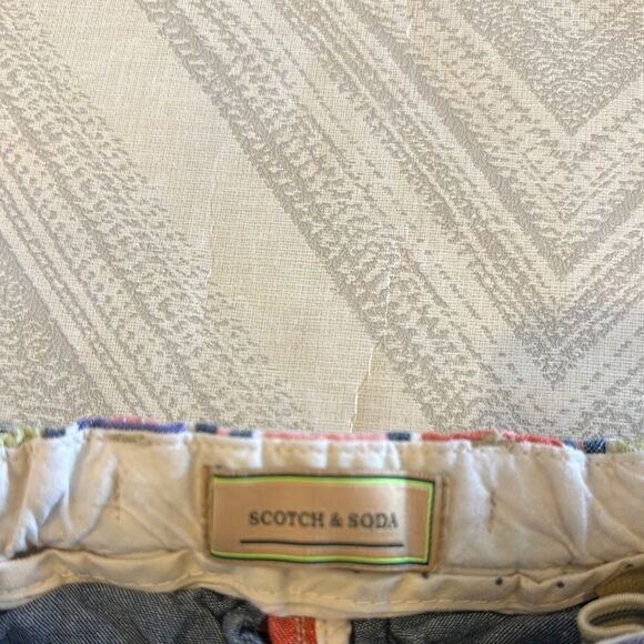 Scotch & Soda Boys Colorful Striped Belted Shorts - Size 6 - Picture 4 of 7